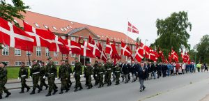 Dannebrogsviden om vores forhold til Dannebrog og Valdemarsdagen – Danmarks-Samfundet